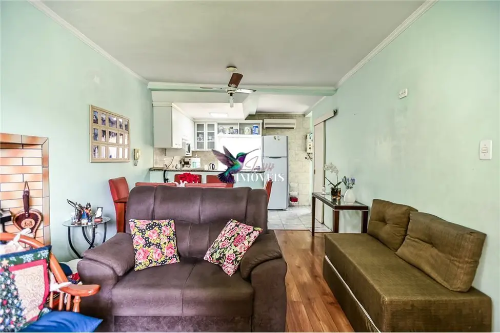 Casa com 2 quartos à venda, 149m2 em Passo da Areia, Porto Alegre - RS - imagem 8 Foto 8 de Casa com 2 quartos à venda, 149m2 em Passo da Areia, Porto Alegre - RS