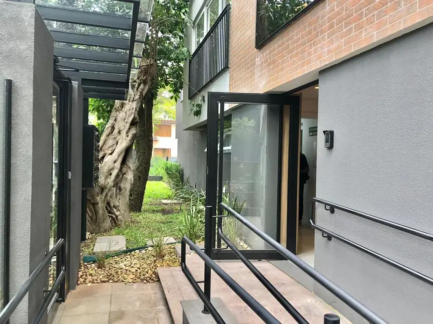 Apartamento com 2 quartos à venda, 157m2 em Menino Deus, Porto Alegre - RS - imagem 6 Foto 6 de Apartamento com 2 quartos à venda, 157m2 em Menino Deus, Porto Alegre - RS