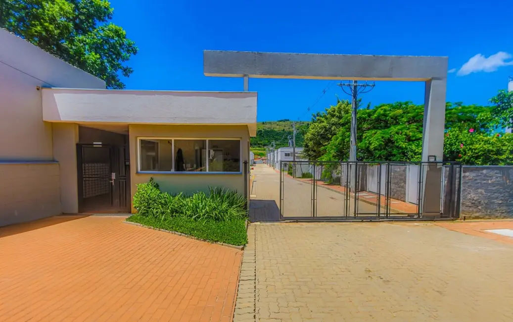 Casa de Condomínio com 2 quartos à venda, 87m2 em Vila Nova, Porto Alegre - RS - imagem 5 Foto 5 de Casa de Condomínio com 2 quartos à venda, 87m2 em Vila Nova, Porto Alegre - RS