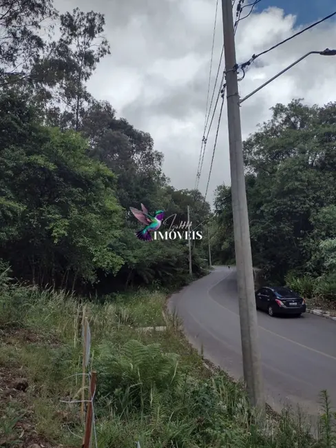 Foto 1 de Terreno / Lote à venda, 611m2 em Canela - RS