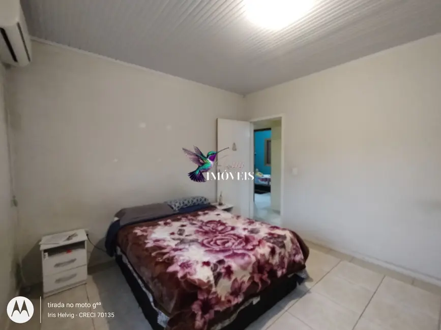 Foto 9 de Casa com 3 quartos à venda, 70m2 em Guaiba - RS