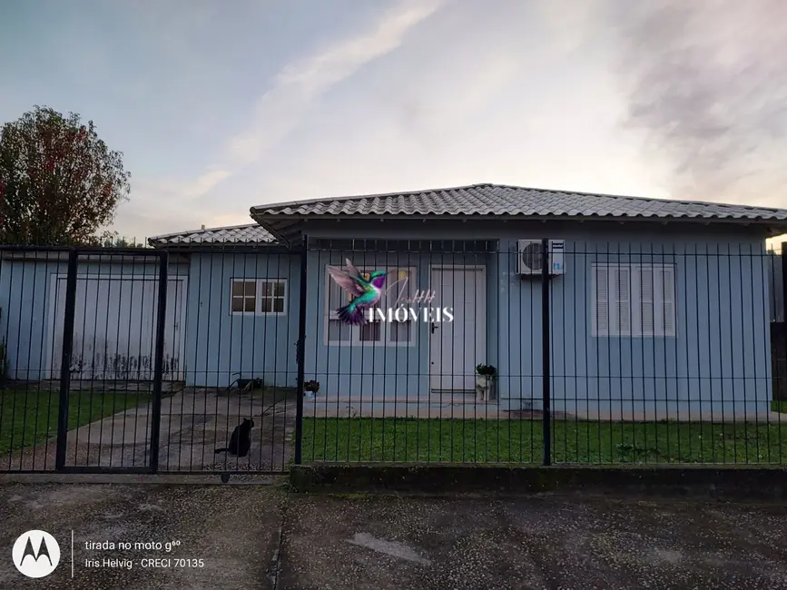 Foto 1 de Casa com 3 quartos à venda, 70m2 em Guaiba - RS