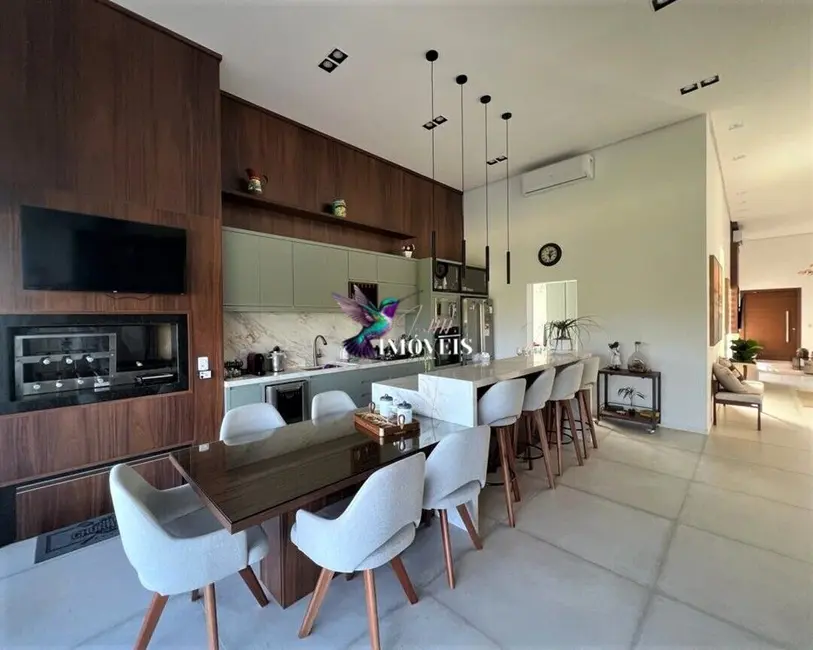 Foto 7 de Casa com 3 quartos à venda, 196m2 em Torres - RS