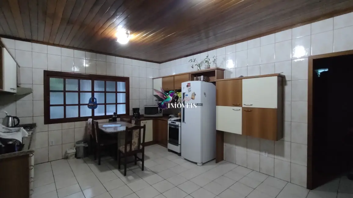 Foto 7 de Casa com 2 quartos à venda, 185m2 em Guaiba - RS