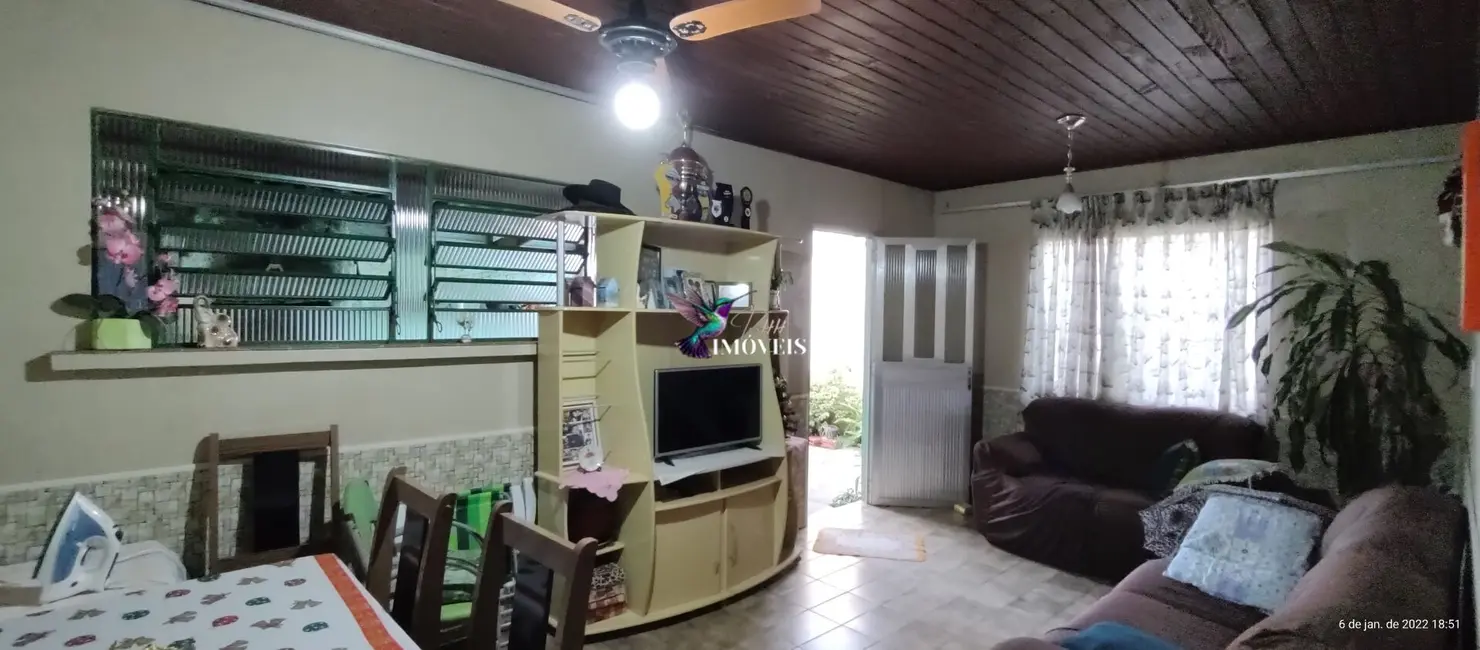 Foto 5 de Casa com 2 quartos à venda, 370m2 em Guaiba - RS