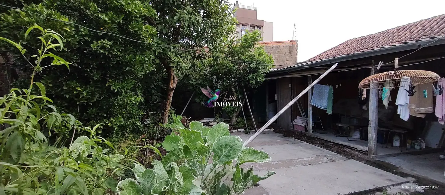 Foto 3 de Casa com 2 quartos à venda, 370m2 em Guaiba - RS