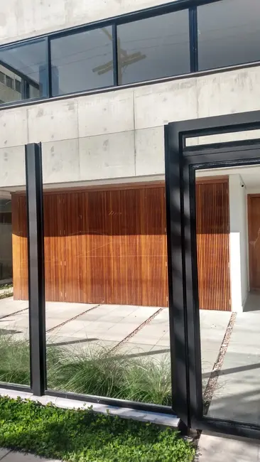 Apartamento com 3 quartos à venda, 110m2 em Menino Deus, Porto Alegre - RS - imagem 6 Foto 6 de Apartamento com 3 quartos à venda, 110m2 em Menino Deus, Porto Alegre - RS