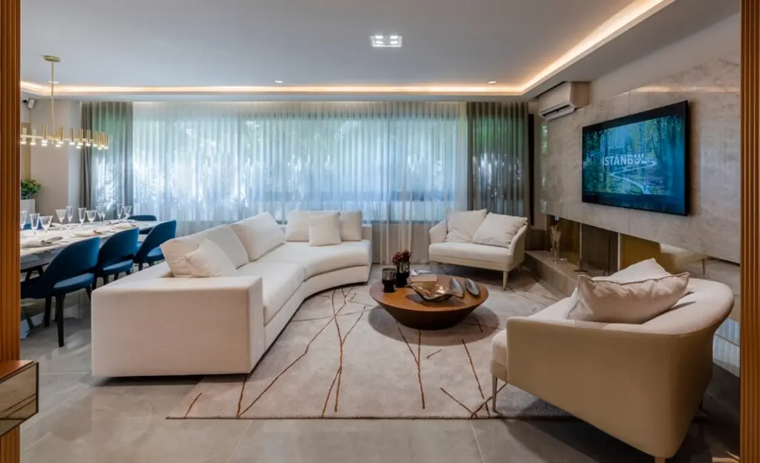 Apartamento com 3 quartos à venda, 227m2 em Rio Branco, Porto Alegre - RS - imagem 7 Foto 7 de Apartamento com 3 quartos à venda, 227m2 em Rio Branco, Porto Alegre - RS