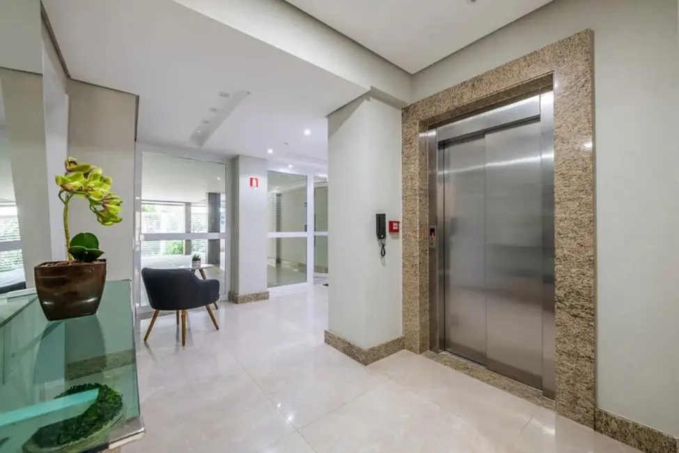 Foto 3 de Cobertura com 3 quartos à venda, 243m2 em Higienópolis, Porto Alegre - RS