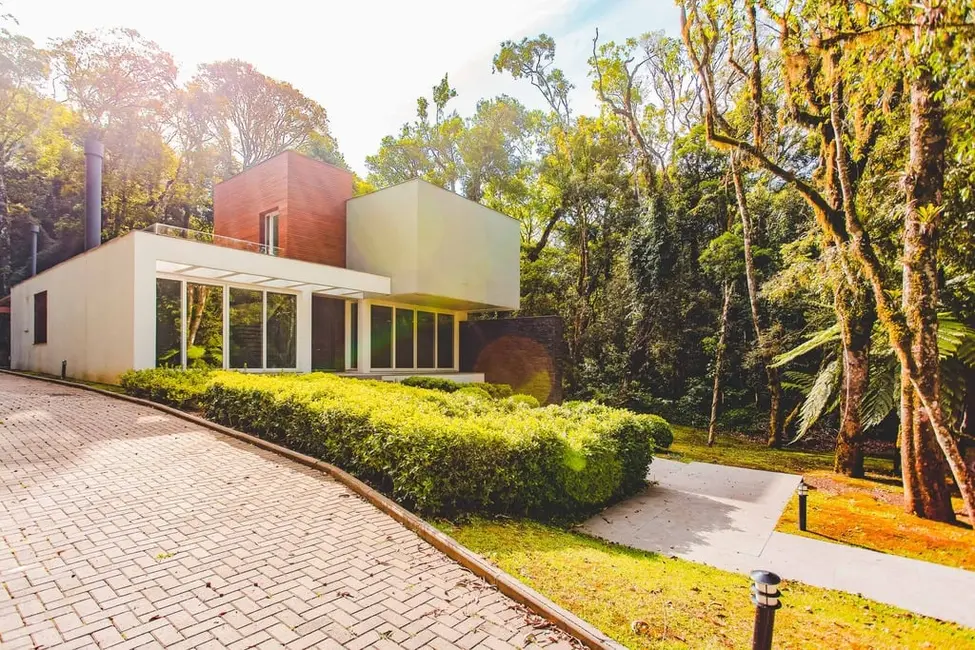 Casa de Condomínio com 4 quartos à venda, 344m2 em Gramado - RS - imagem 4 Foto 4 de Casa de Condomínio com 4 quartos à venda, 344m2 em Gramado - RS