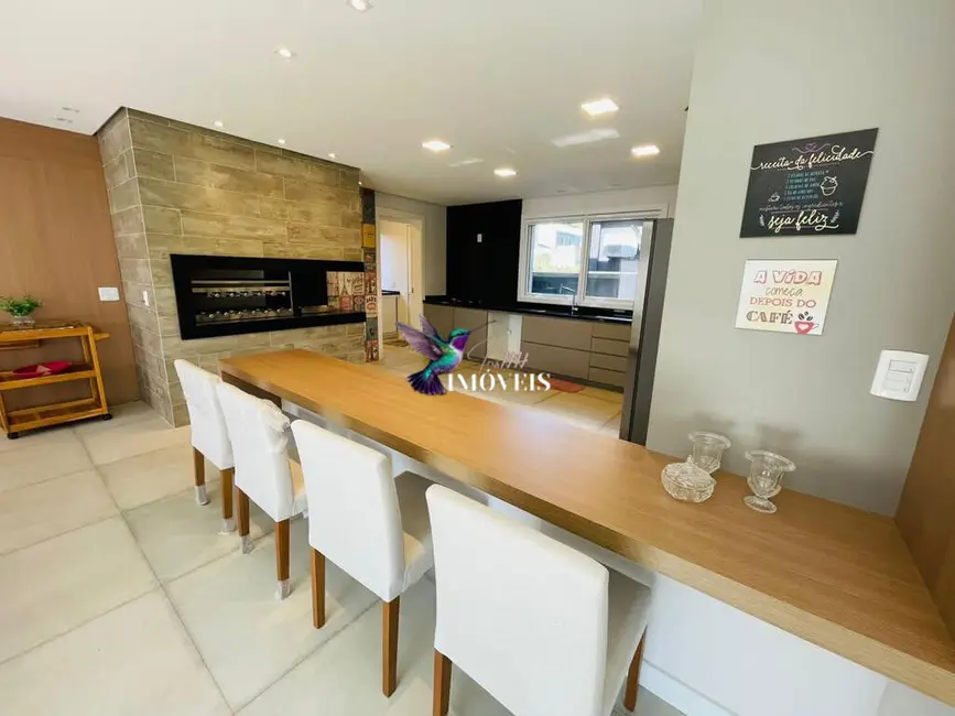 Foto 4 de Casa com 5 quartos à venda, 441m2 em Capao Da Canoa - RS