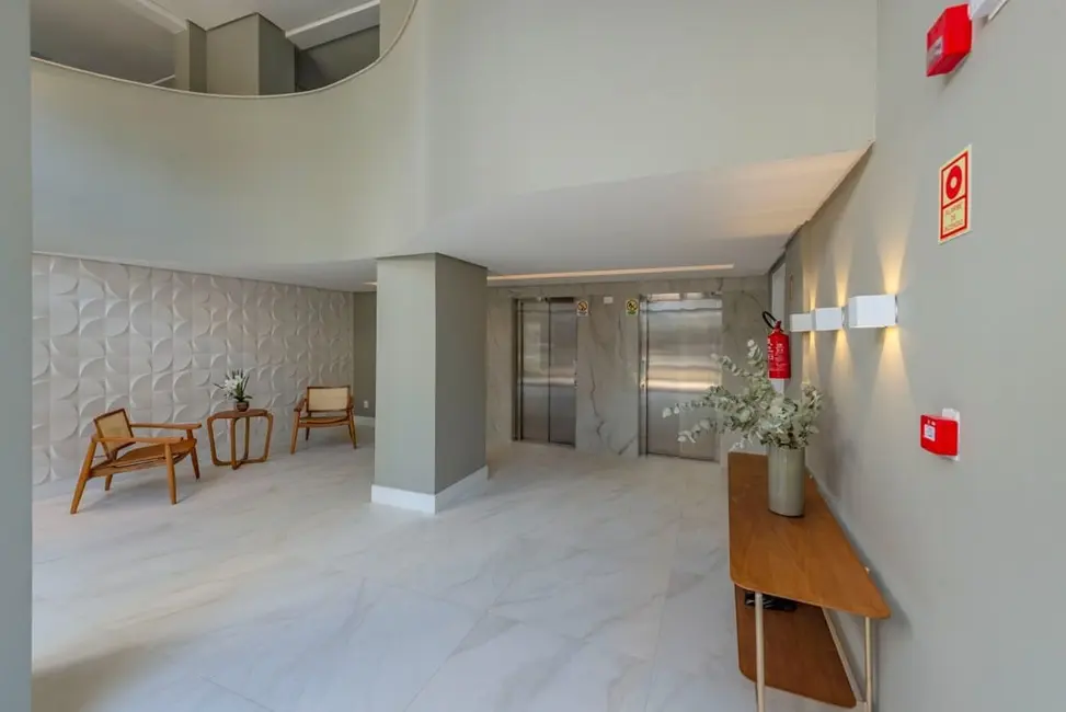 Apartamento com 3 quartos à venda, 125m2 em Petrópolis, Porto Alegre - RS - imagem 5 Foto 5 de Apartamento com 3 quartos à venda, 125m2 em Petrópolis, Porto Alegre - RS