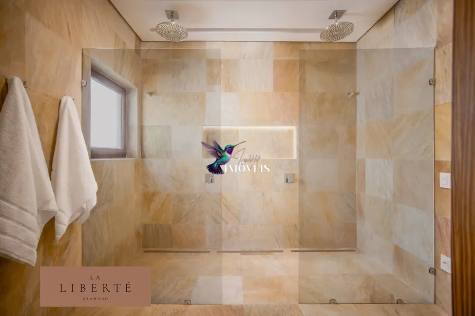 Apartamento com 4 quartos à venda, 214m2 em Centro, Gramado - RS - imagem 7 Foto 7 de Apartamento com 4 quartos à venda, 214m2 em Centro, Gramado - RS