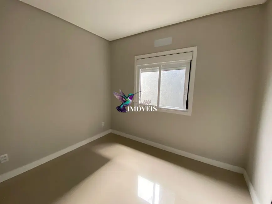 Casa com 2 quartos à venda, 65m2 em Capao Da Canoa - RS - imagem 8 Foto 8 de Casa com 2 quartos à venda, 65m2 em Capao Da Canoa - RS
