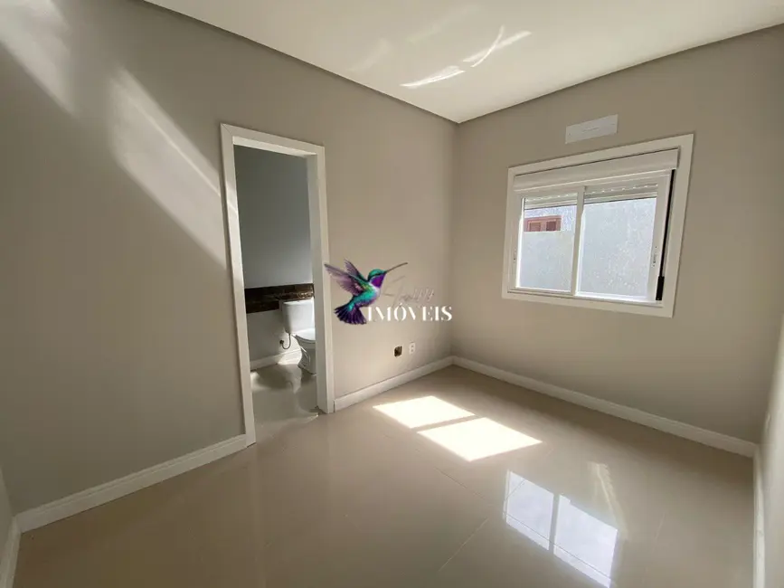 Casa com 2 quartos à venda, 65m2 em Capao Da Canoa - RS - imagem 6 Foto 6 de Casa com 2 quartos à venda, 65m2 em Capao Da Canoa - RS