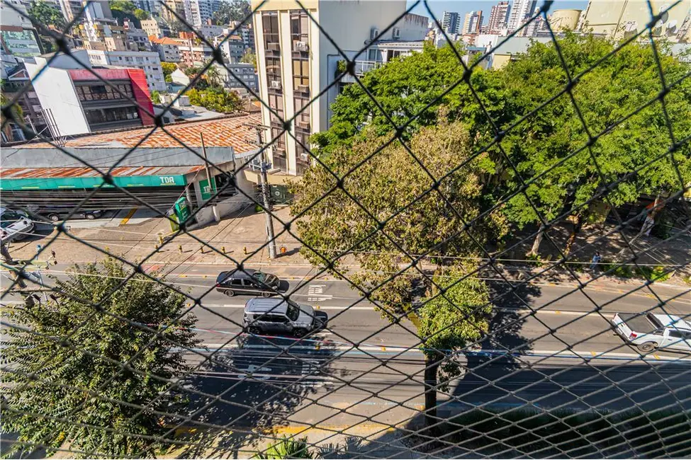 Apartamento com 2 quartos à venda, 89m2 em Auxiliadora, Porto Alegre - RS - imagem 7 Foto 7 de Apartamento com 2 quartos à venda, 89m2 em Auxiliadora, Porto Alegre - RS