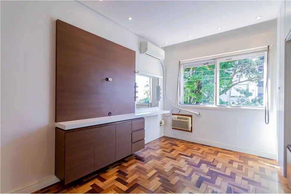 Apartamento com 1 quarto à venda, 42m2 em Menino Deus, Porto Alegre - RS - imagem 7 Foto 7 de Apartamento com 1 quarto à venda, 42m2 em Menino Deus, Porto Alegre - RS