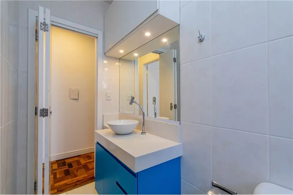 Apartamento com 1 quarto à venda, 42m2 em Menino Deus, Porto Alegre - RS - imagem 9 Foto 9 de Apartamento com 1 quarto à venda, 42m2 em Menino Deus, Porto Alegre - RS