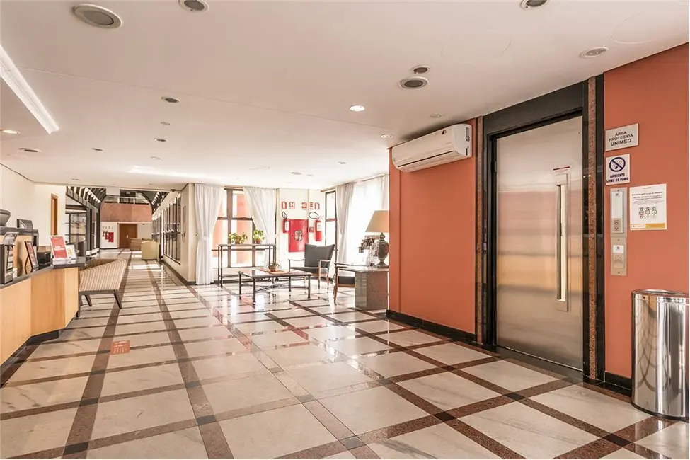 Apartamento com 1 quarto à venda, 57m2 em Independência, Porto Alegre - RS - imagem 7 Foto 7 de Apartamento com 1 quarto à venda, 57m2 em Independência, Porto Alegre - RS