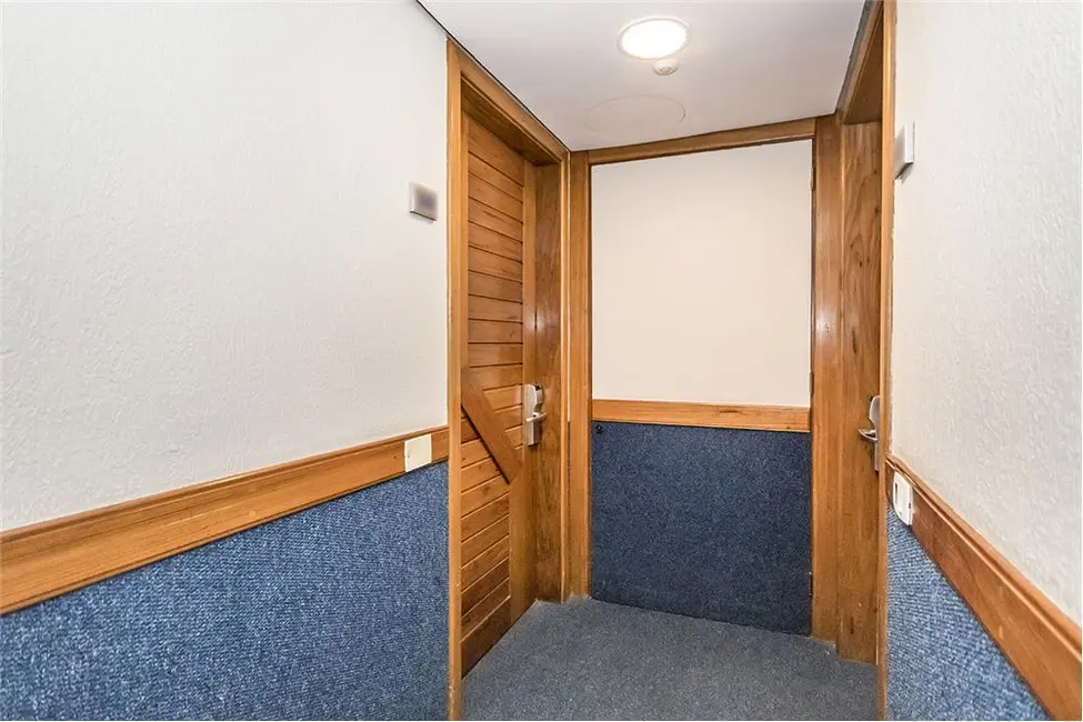 Apartamento com 1 quarto à venda, 57m2 em Independência, Porto Alegre - RS - imagem 4 Foto 4 de Apartamento com 1 quarto à venda, 57m2 em Independência, Porto Alegre - RS