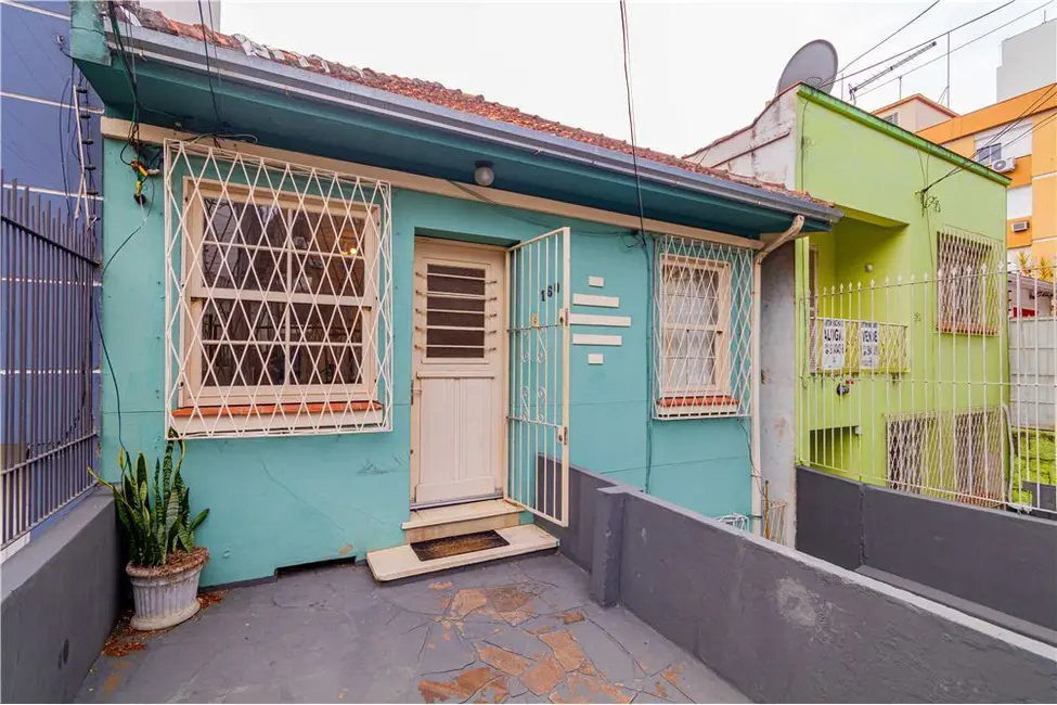 Casa com 4 quartos à venda, 98m2 em Petrópolis, Porto Alegre - RS - imagem 6 Foto 6 de Casa com 4 quartos à venda, 98m2 em Petrópolis, Porto Alegre - RS