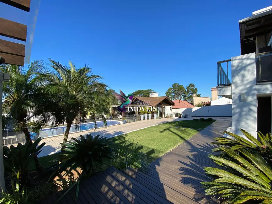 Casa com 4 quartos à venda, 204m2 em Torres - RS - imagem 3 Foto 3 de Casa com 4 quartos à venda, 204m2 em Torres - RS