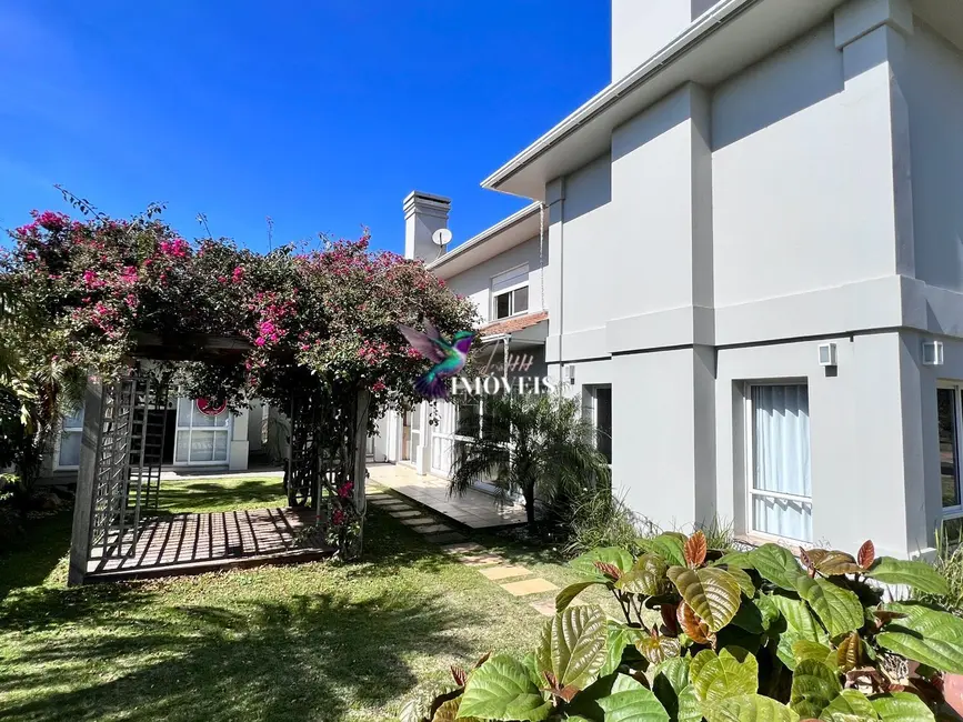 Foto 4 de Casa com 4 quartos à venda, 390m2 em Capao Da Canoa - RS