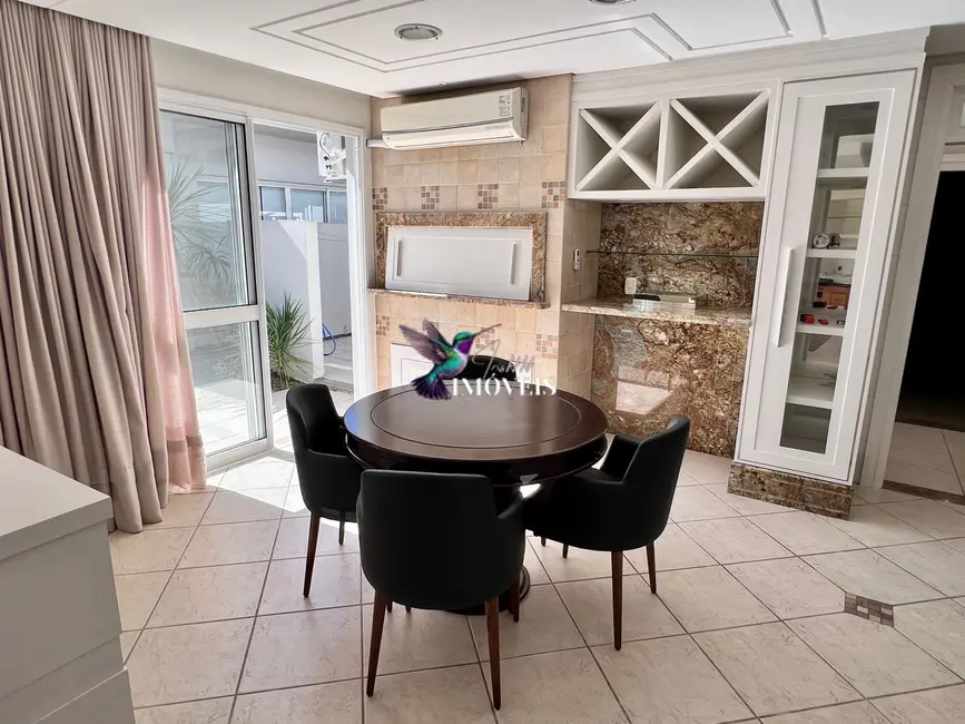 Foto 8 de Casa com 4 quartos à venda, 390m2 em Capao Da Canoa - RS