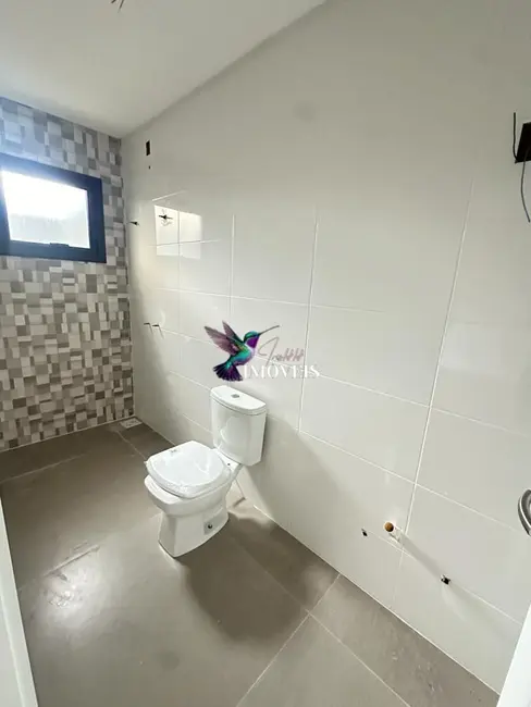 Casa com 2 quartos à venda, 120m2 em Capao Da Canoa - RS - imagem 8 Foto 8 de Casa com 2 quartos à venda, 120m2 em Capao Da Canoa - RS