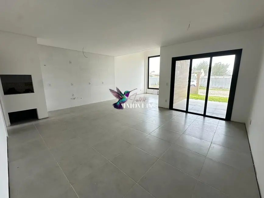 Foto 2 de Casa com 3 quartos à venda, 124m2 em Capao Da Canoa - RS