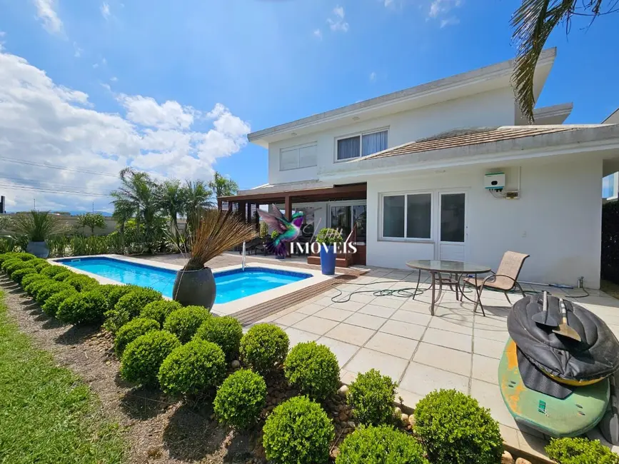 Foto 3 de Casa de Condomínio com 4 quartos à venda, 327m2 em Centro, Xangri-lá - RS