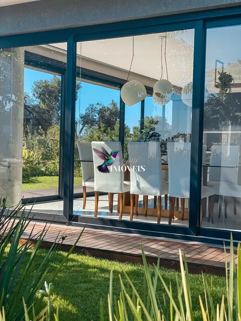 Foto 3 de Casa com 4 quartos à venda, 318m2 em Capao Da Canoa - RS