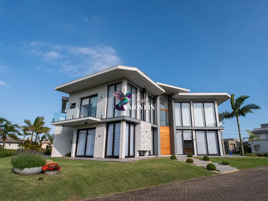 Casa de Condomínio com 5 quartos à venda, 591m2 em Torres - RS - imagem 4 Foto 4 de Casa de Condomínio com 5 quartos à venda, 591m2 em Torres - RS