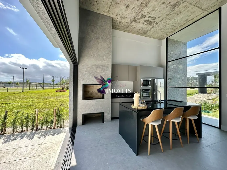 Foto 8 de Casa com 3 quartos à venda, 164m2 em Capao Da Canoa - RS