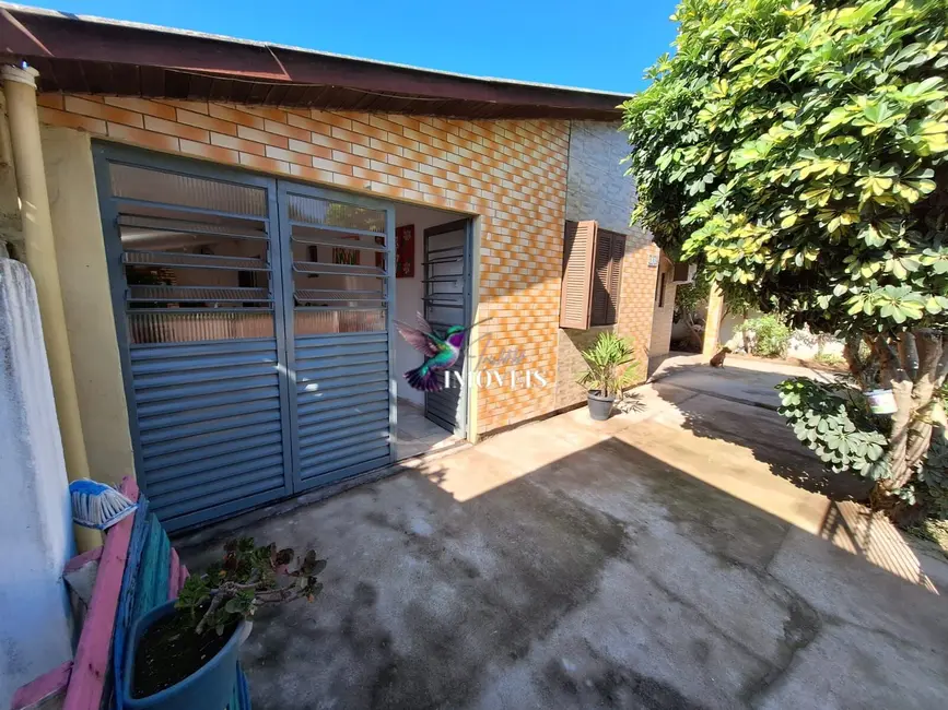 Foto 3 de Casa com 3 quartos à venda, 119m2 em Guaiba - RS