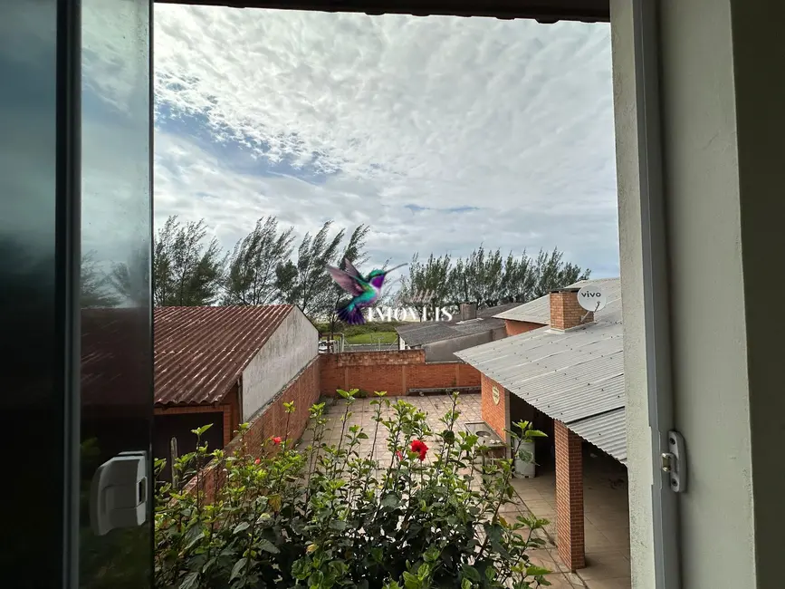 Foto 2 de Casa com 2 quartos à venda, 121m2 em Arroio Do Sal - RS