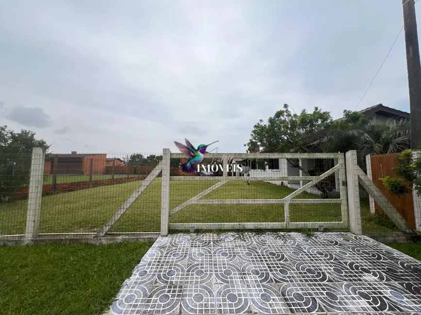 Casa com 6 quartos à venda, 264m2 em Torres - RS - imagem 3 Foto 3 de Casa com 6 quartos à venda, 264m2 em Torres - RS