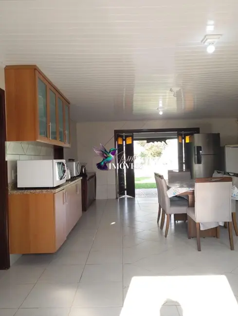 Casa com 6 quartos à venda, 264m2 em Torres - RS - imagem 7 Foto 7 de Casa com 6 quartos à venda, 264m2 em Torres - RS