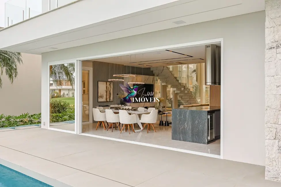 Casa com 4 quartos à venda em Torres - RS - imagem 6 Foto 6 de Casa com 4 quartos à venda em Torres - RS