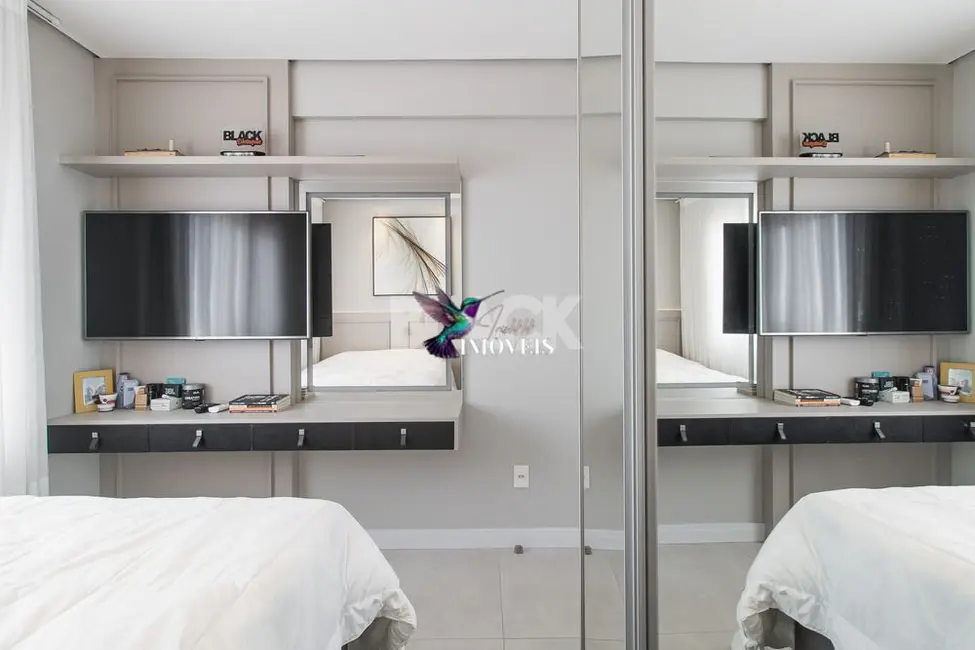 Apartamento com 2 quartos à venda, 84m2 em Centro, Torres - RS - imagem 5 Foto 5 de Apartamento com 2 quartos à venda, 84m2 em Centro, Torres - RS
