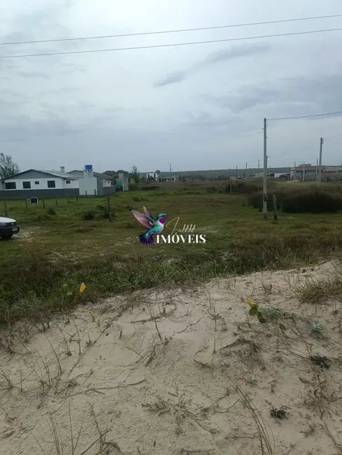 Foto 1 de Terreno / Lote à venda, 300m2 em Centro, Passo De Torres - SC