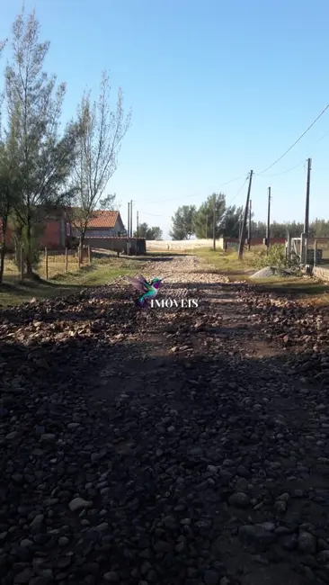 Foto 6 de Terreno / Lote à venda, 336m2 em Passo De Torres - SC