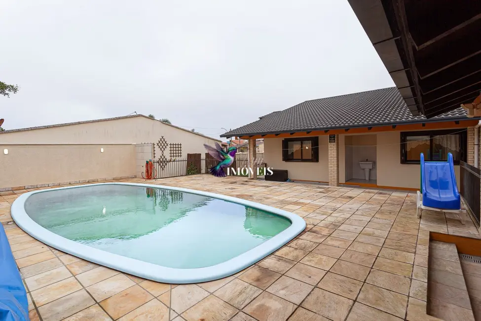 Casa com 4 quartos à venda, 335m2 em Torres - RS - imagem 4 Foto 4 de Casa com 4 quartos à venda, 335m2 em Torres - RS