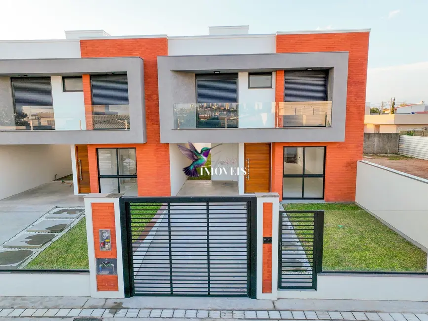 Foto 1 de Sobrado com 3 quartos à venda, 161m2 em Centro, Passo De Torres - SC