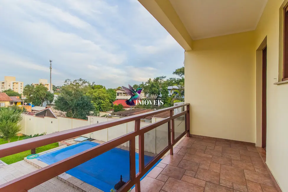 Foto 8 de Casa com 3 quartos à venda, 360m2 em Nossa Senhora das Graças, Canoas - RS