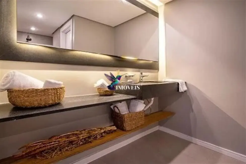 Apartamento com 2 quartos à venda, 156m2 em Centro, Canela - RS - imagem 3 Foto 3 de Apartamento com 2 quartos à venda, 156m2 em Centro, Canela - RS