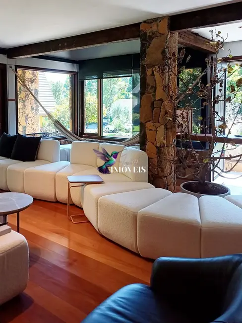 Foto 4 de Casa com 4 quartos à venda, 282m2 em Centro, Gramado - RS