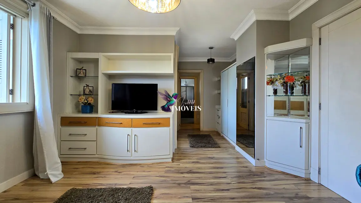 Casa de Condomínio com 3 quartos à venda, 285m2 em Nossa Senhora das Graças, Canoas - RS - imagem 4 Foto 4 de Casa de Condomínio com 3 quartos à venda, 285m2 em Nossa Senhora das Graças, Canoas - RS