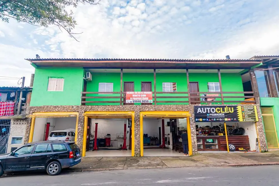 Foto 1 de Loja à venda, 242m2 em São José, Porto Alegre - RS