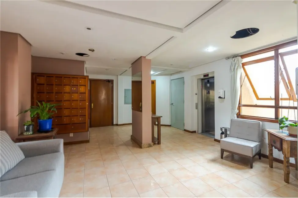 Apartamento com 2 quartos à venda, 74m2 em Praia de Belas, Porto Alegre - RS - imagem 5 Foto 5 de Apartamento com 2 quartos à venda, 74m2 em Praia de Belas, Porto Alegre - RS